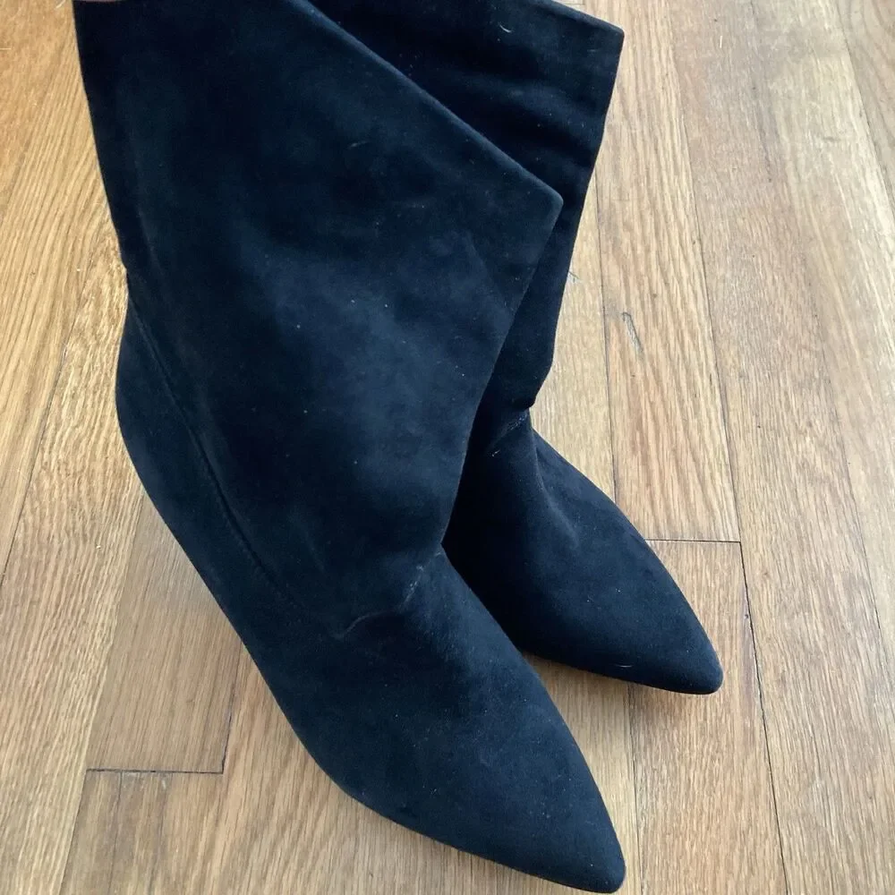 Vince Camuto Bristol Suede Slouchy Heeled Boots 10 Ankle Edgy Sleek